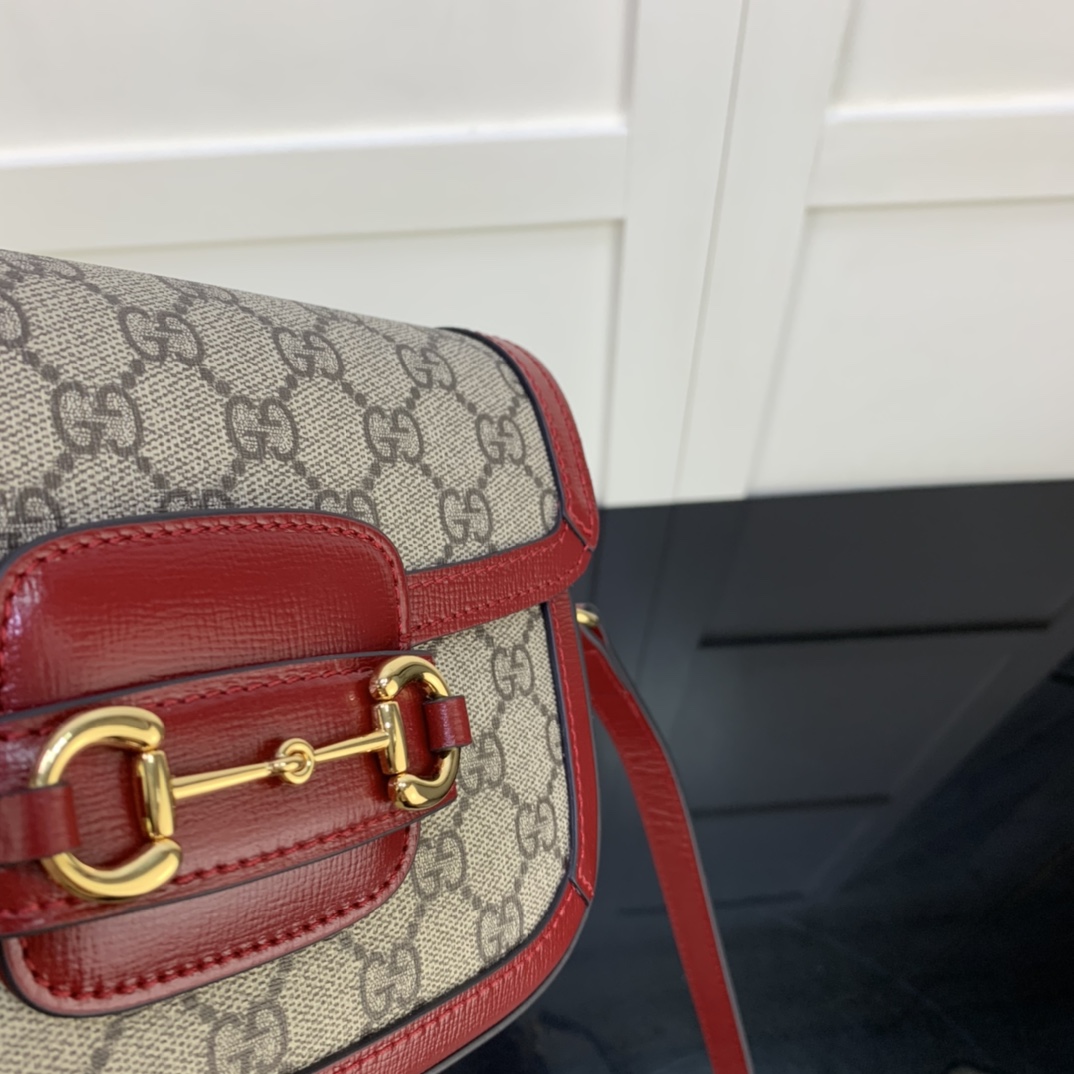 Gucci Satchel Bags